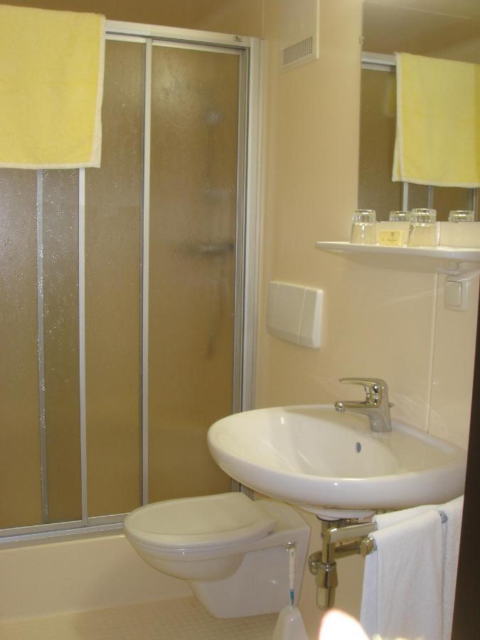 Schmittental Pension Self-Check-In Zell am See Quarto foto